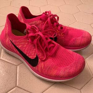 Women’s Nike Free 4.0 Flyknit Running Shoe
Pink, Size 8